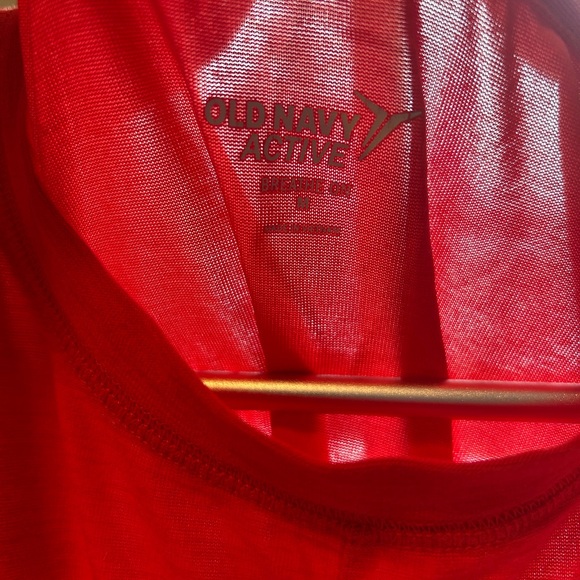 Old Navy Athletic work out shirt - Picture 1 of 2